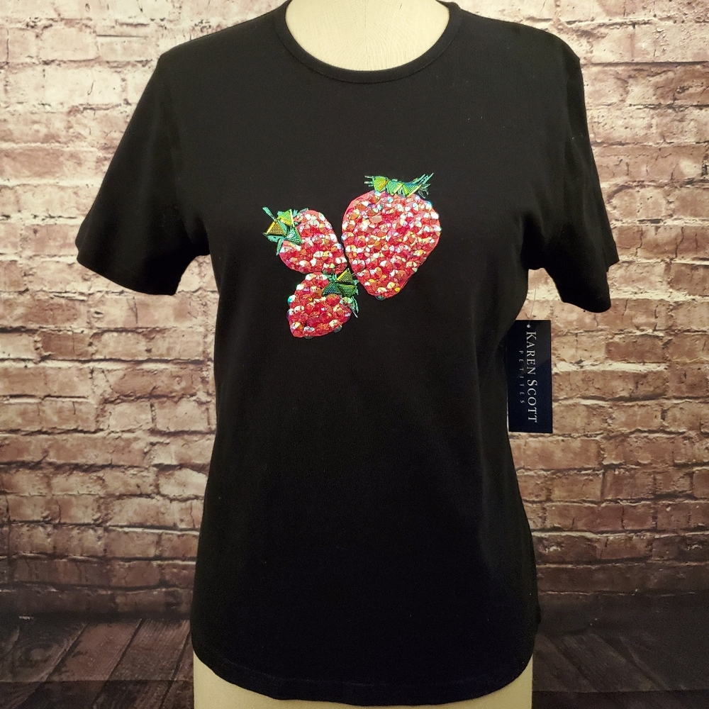 Ladies Top ~ NWT